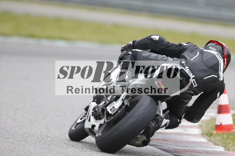 /Archiv-2024/12 19.04.2024 Discover the Bike ADR/Race 3/backside